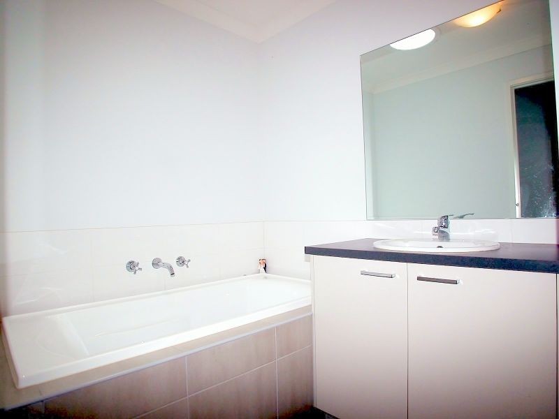 5 Ava Terrace, Wollert VIC 3750