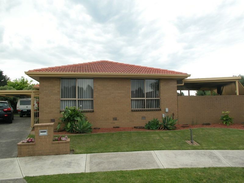 1 Pearl Court, Mill Park VIC 3082