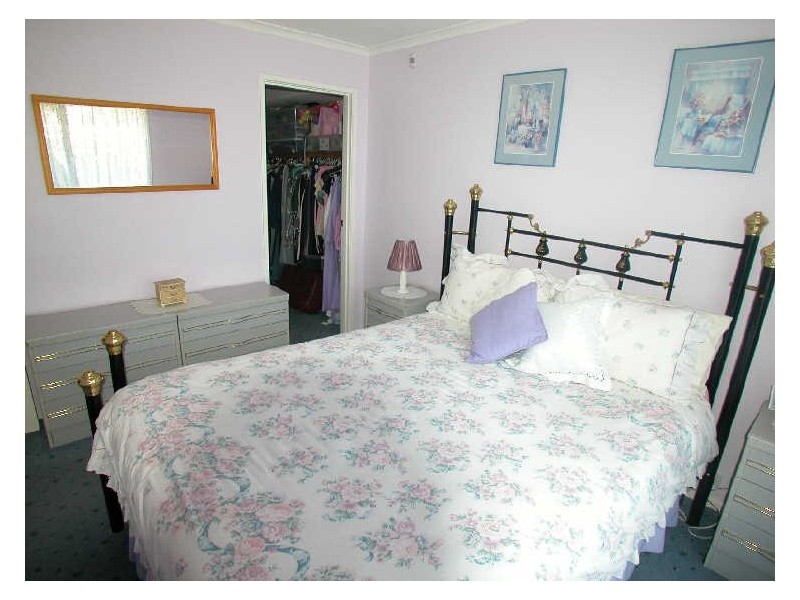 117 Roycroft Avenue, Mill Park VIC 3082