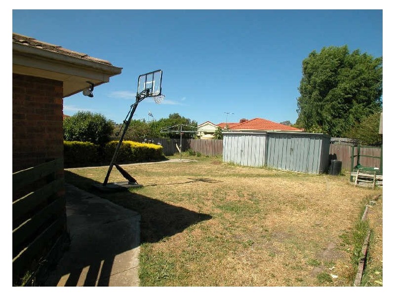 117 Roycroft Avenue, Mill Park VIC 3082