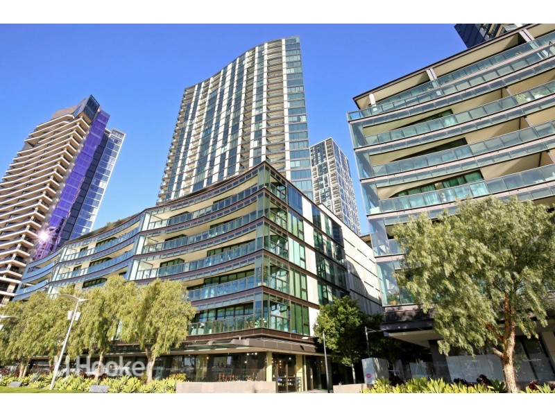 266/8 Waterside Place, Docklands VIC 3008