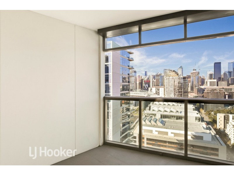266/8 Waterside Place, Docklands VIC 3008