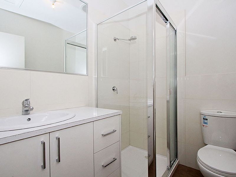 Unit 3/102 Alexandra Avenue, Thomastown VIC 3074