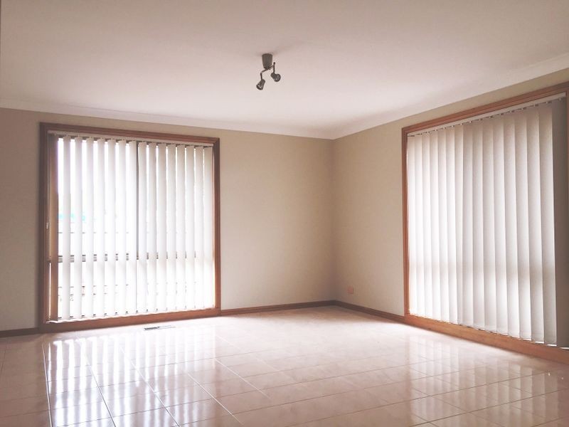 15 John Hunter Court, Mill Park VIC 3082