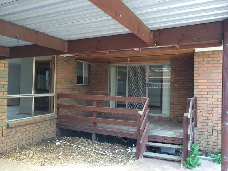 15 John Hunter Court, Mill Park VIC 3082