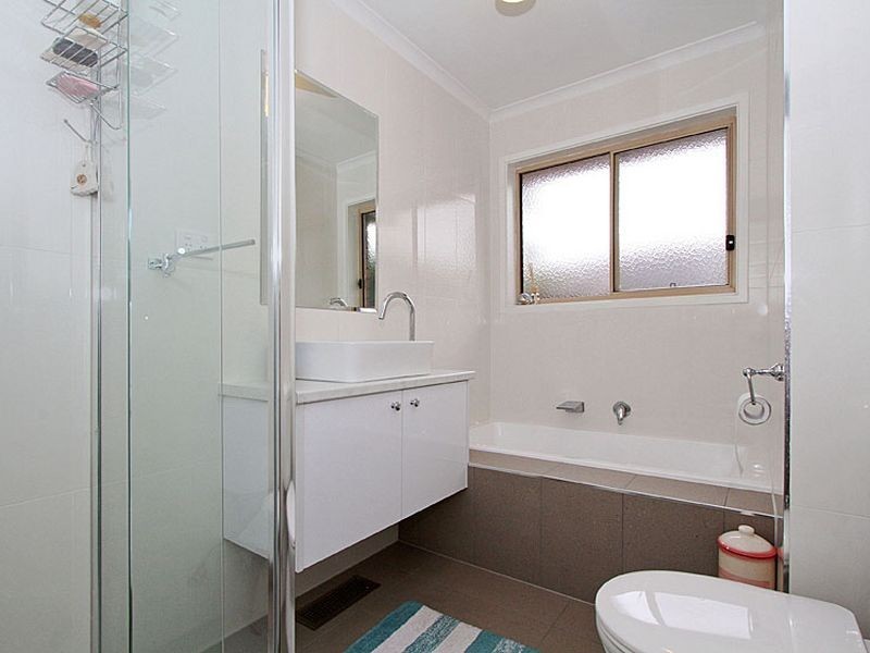 18 Selsdon Court, Greensborough VIC 3088