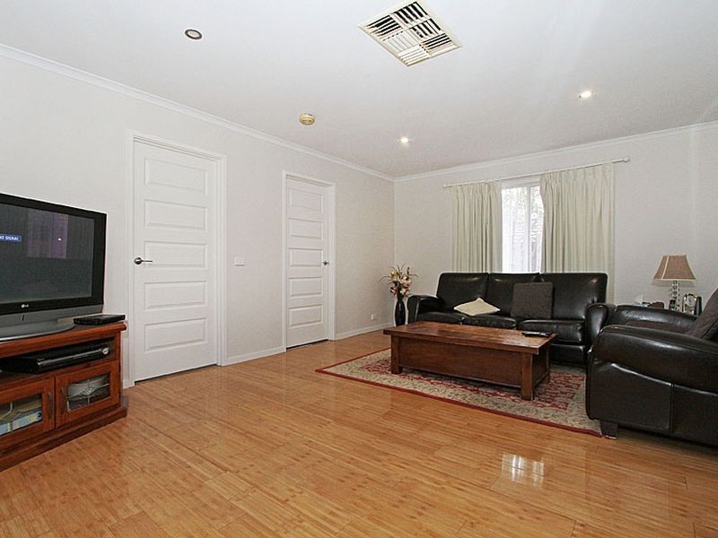 18 Selsdon Court, Greensborough VIC 3088