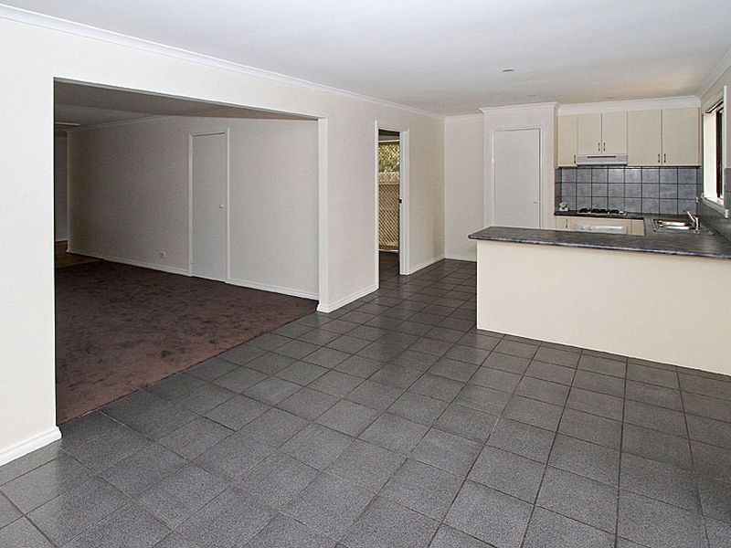 4/95 Duffy St, Epping VIC 3076