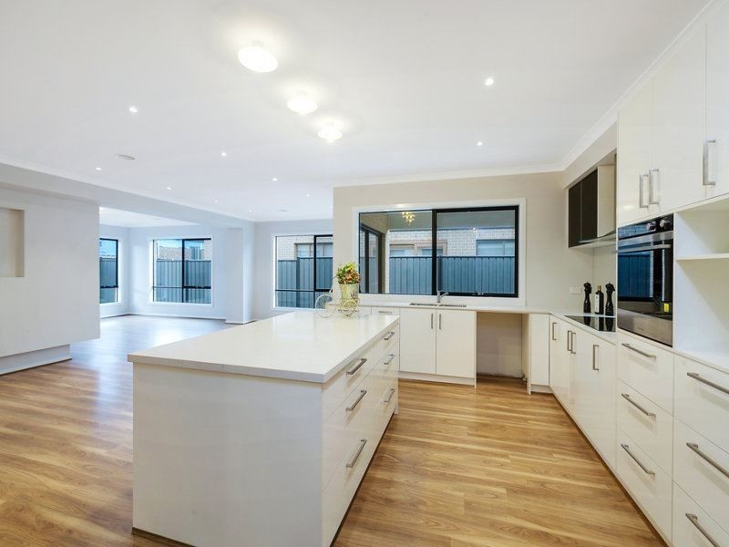 61 Lockhart Street, Mernda VIC 3754