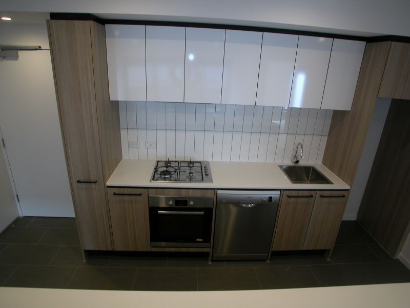 211/30 Oleander Drive, Mill Park VIC 3082