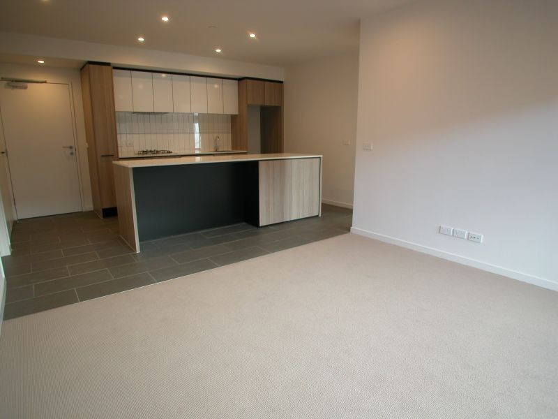 211/30 Oleander Drive, Mill Park VIC 3082