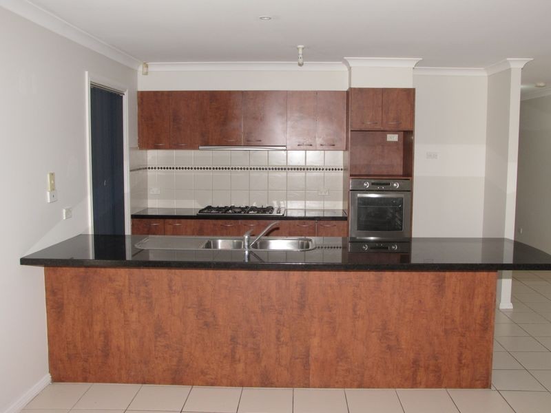 1 Nesting  Court, Epping VIC 3076