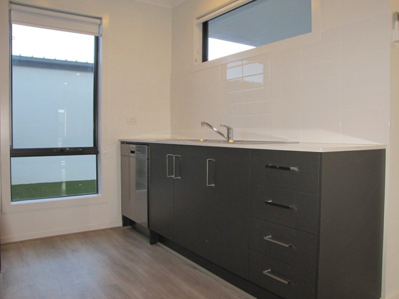 36 Vearings Road, Wollert VIC 3750