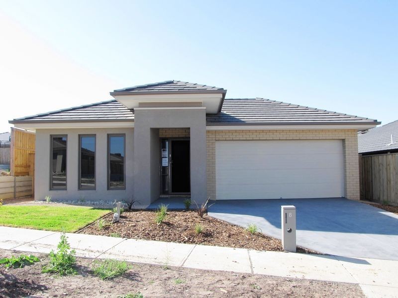 8 Bluejay Road, Doreen VIC 3754