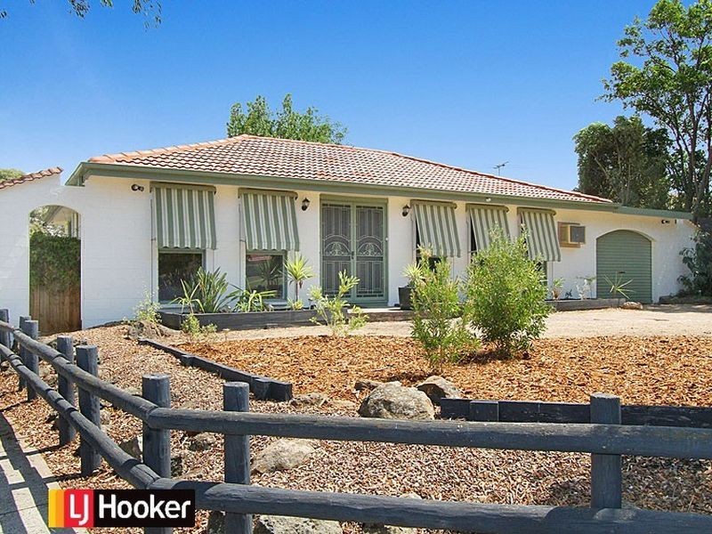 9 Higgs Avenue, Mill Park VIC 3082