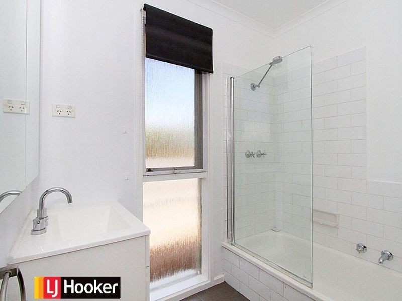 9 Higgs Avenue, Mill Park VIC 3082