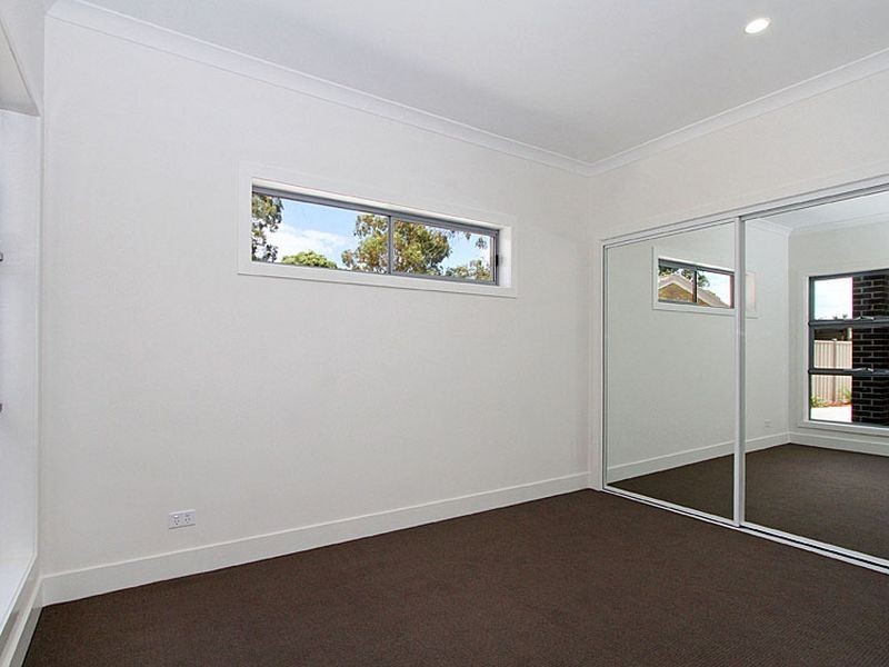 2/82 Mill Park Drive, Mill Park VIC 3082