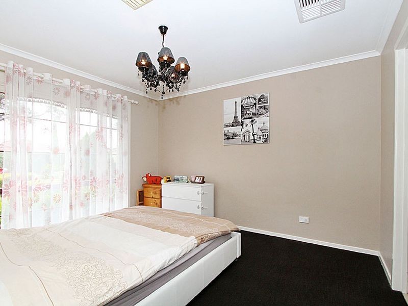 7 Lamina Avenue, Mill Park VIC 3082