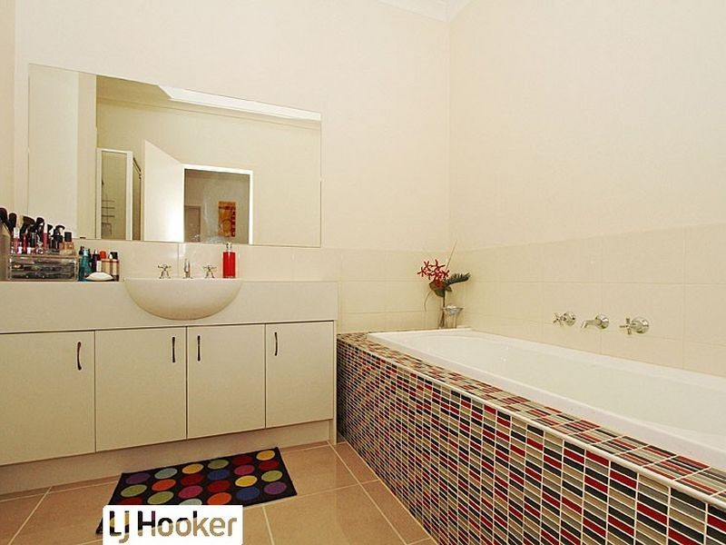 9 Mottled Avenue, Epping VIC 3076