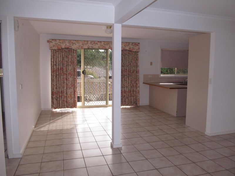 2/16 Lorimer Street, Greensborough VIC 3088