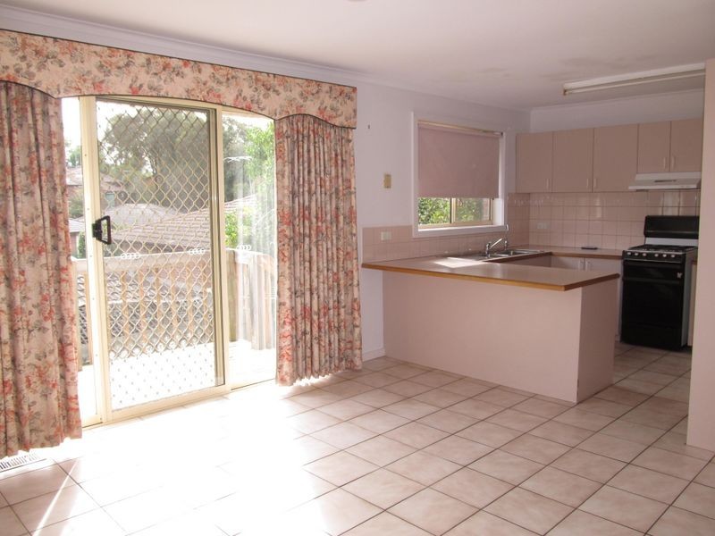 2/16 Lorimer Street, Greensborough VIC 3088