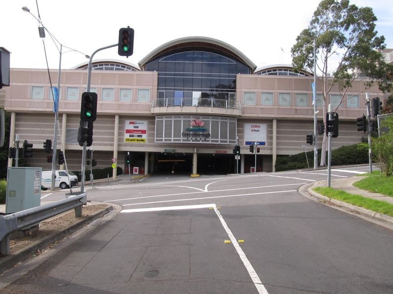 2/16 Lorimer Street, Greensborough VIC 3088