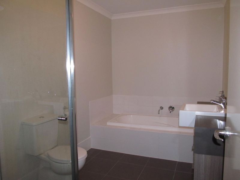 10 Pin Oak Mews, Epping VIC 3076