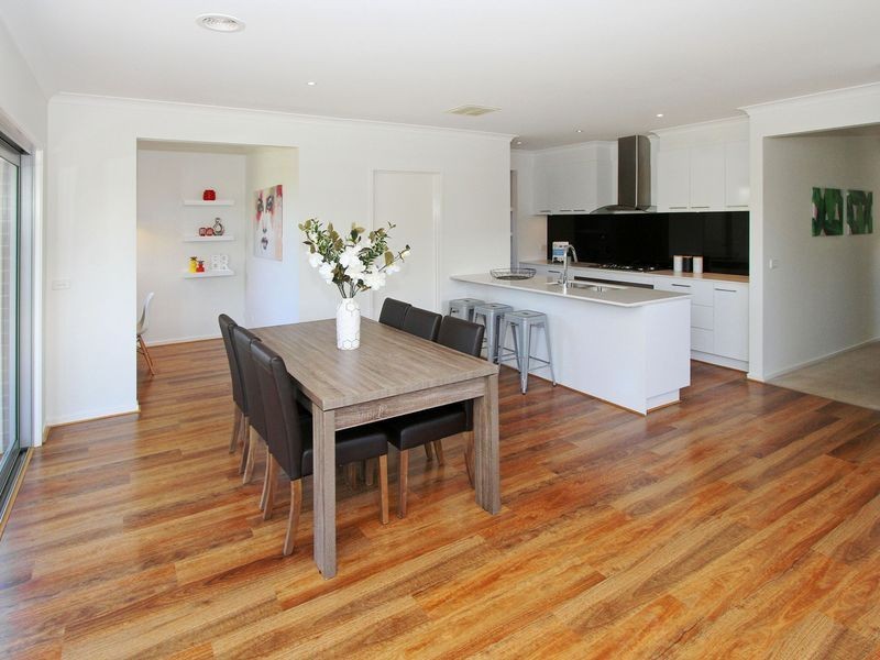 14 Galloway Drive, Mernda VIC 3754