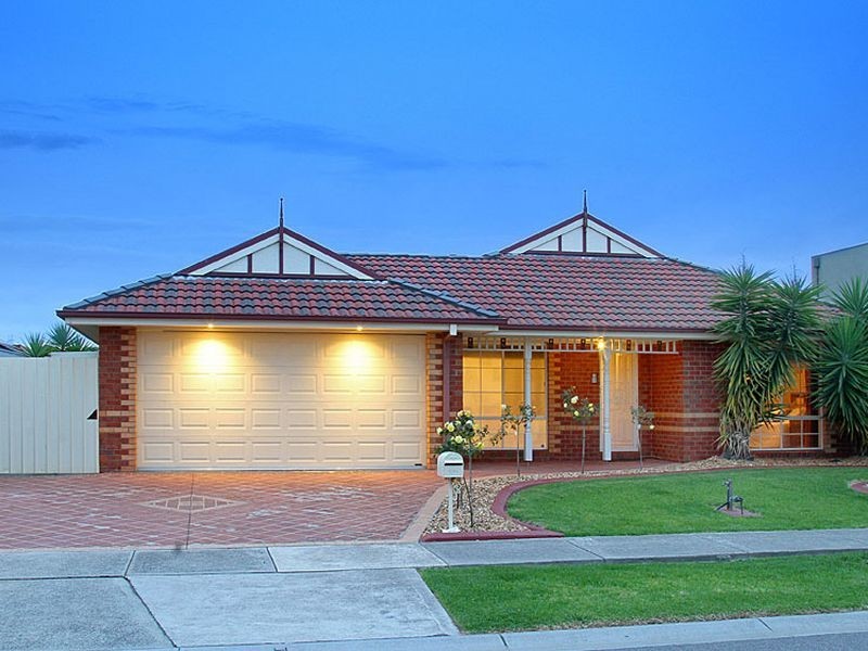 34 Pretty Valley Grove, South Morang VIC 3752