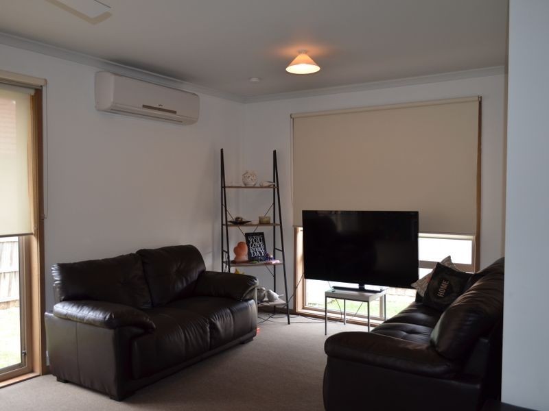 2 A Graham Court, Thomastown VIC 3074