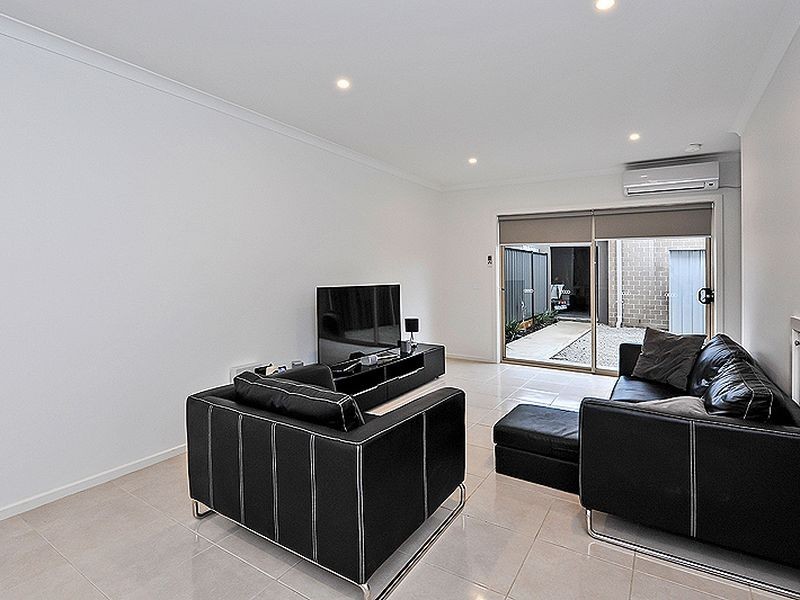 22 Ivy Place, Craigieburn VIC 3064