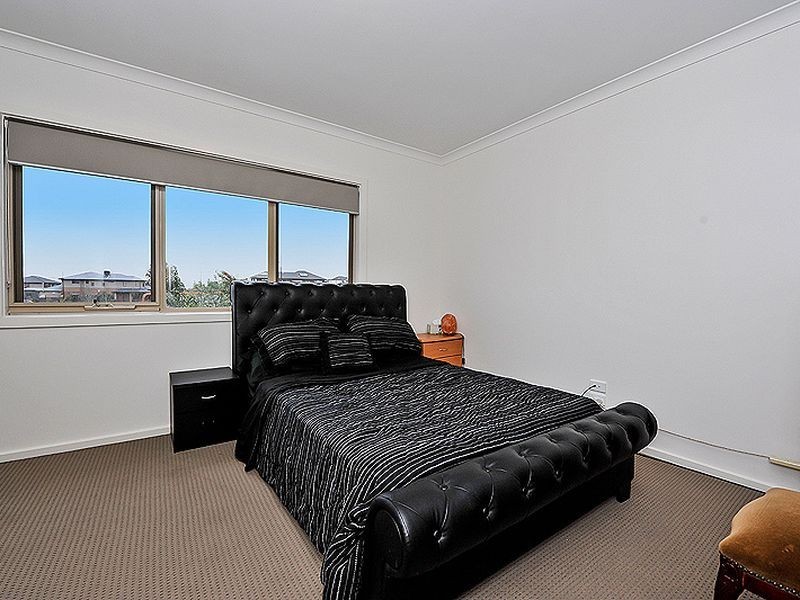 22 Ivy Place, Craigieburn VIC 3064