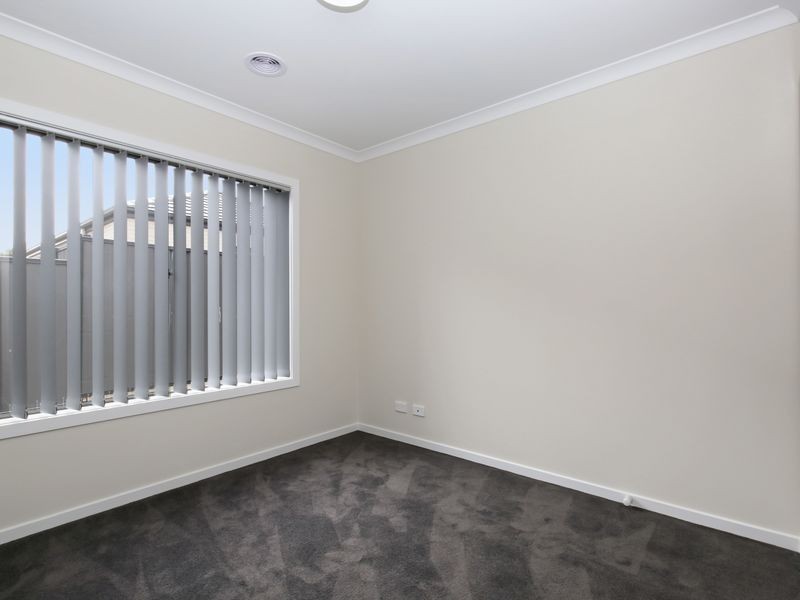 19 Elmhurst Road, Wollert VIC 3750