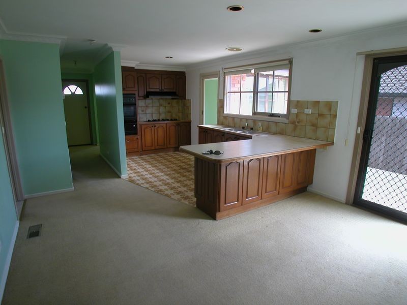 6 Lavender Court, Mill Park VIC 3082