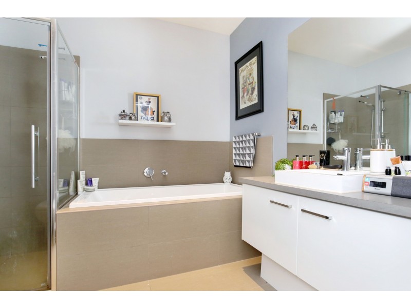 108/54 Mernda Village Drive, Mernda VIC 3754