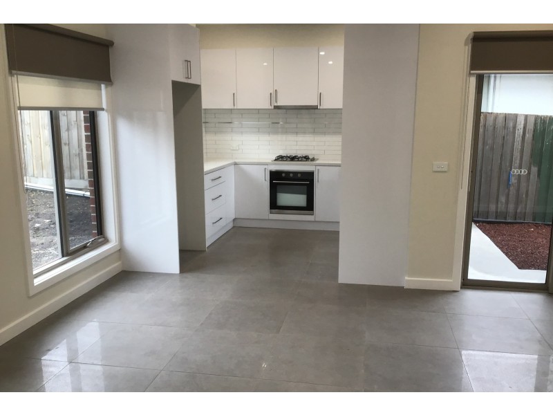 1/34 Loddon Avenue, Reservoir VIC 3073