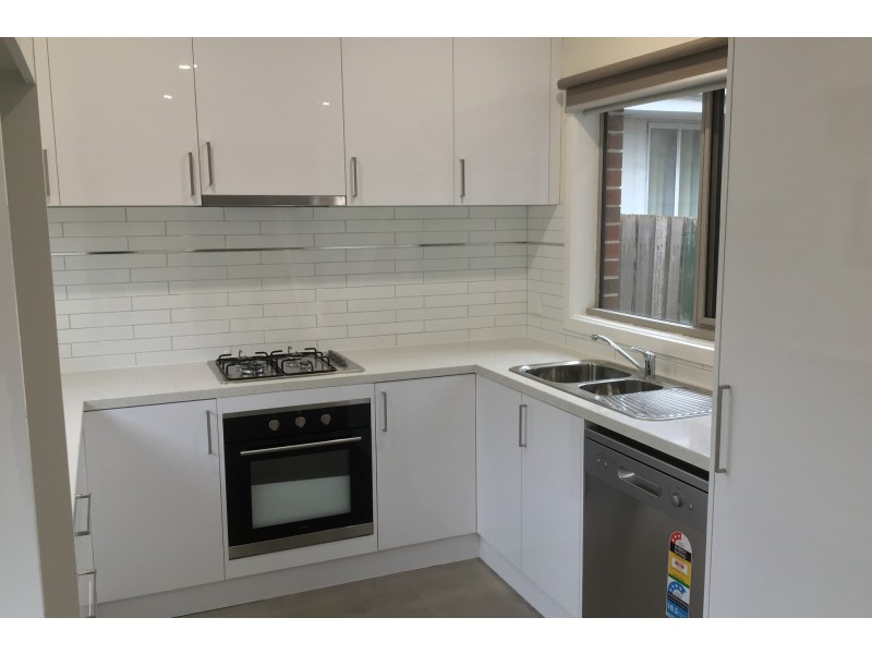 1/34 Loddon Avenue, Reservoir VIC 3073