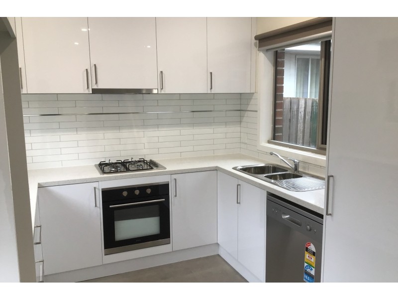 1/34 Loddon Avenue, Reservoir VIC 3073