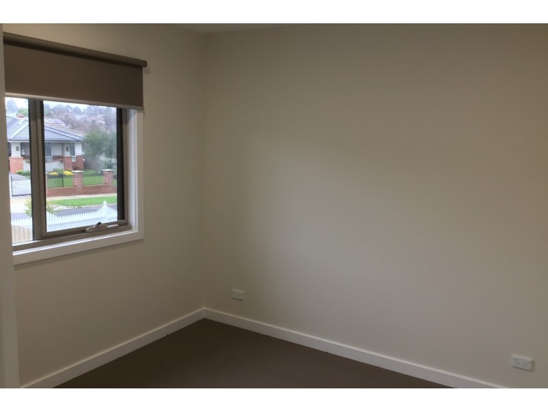 1/34 Loddon Avenue, Reservoir VIC 3073