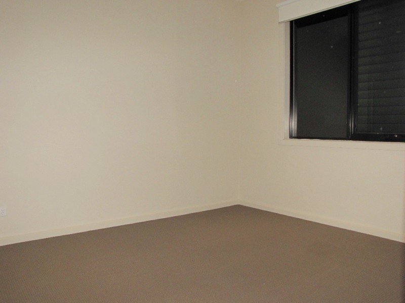 102/54 Mernda Village Drive, Mernda VIC 3754