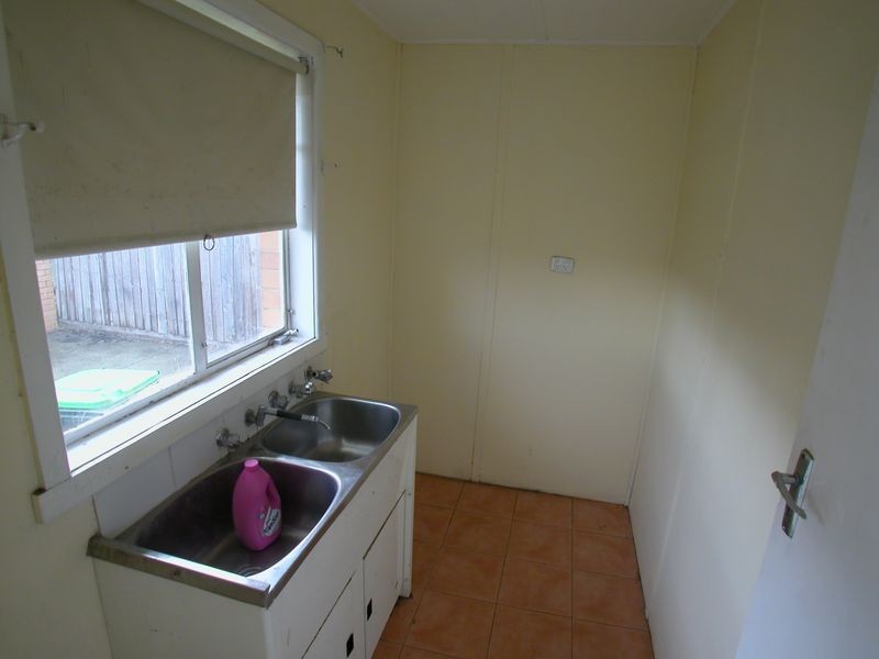 14 Dickens Street, Lalor VIC 3075