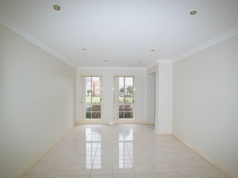 137 The Lakes Boulevard, South Morang VIC 3752