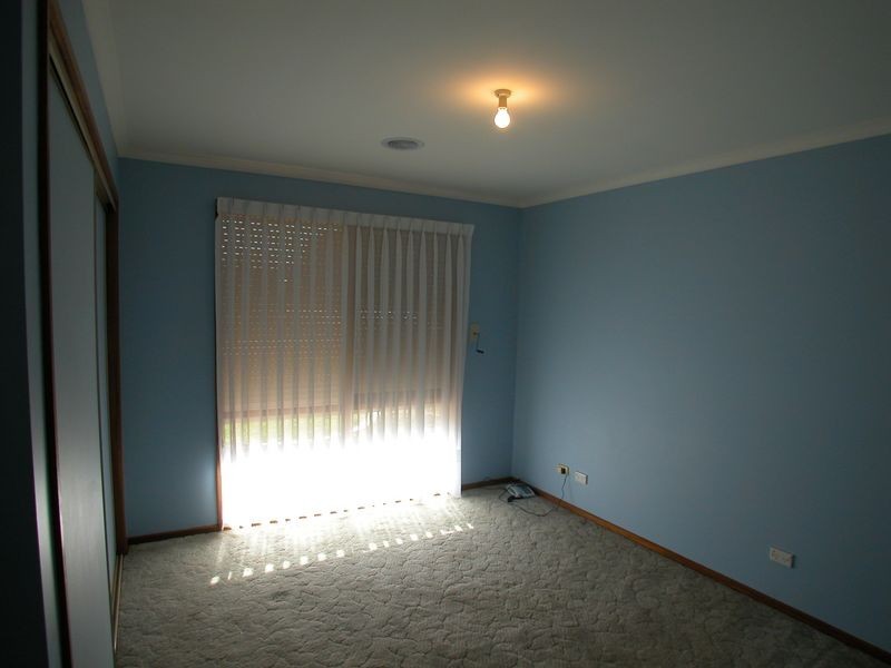 100 Garden Grove Drive, Mill Park VIC 3082