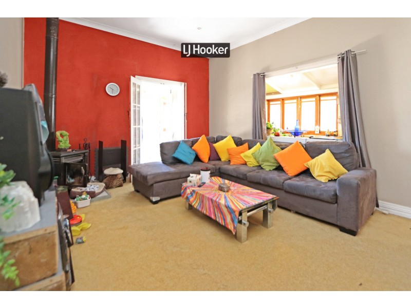 33 Swan Street, Inverell NSW 2360