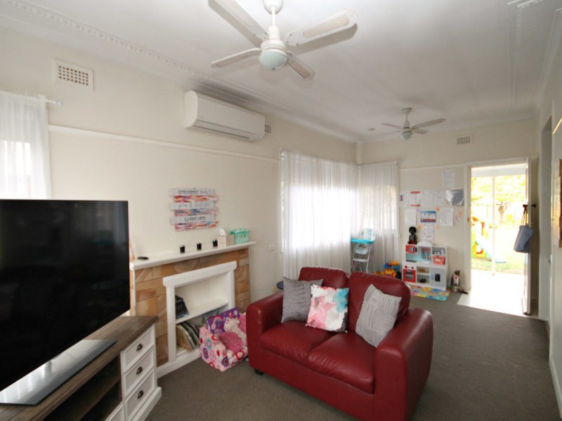 47 Bennett Street, Inverell NSW 2360