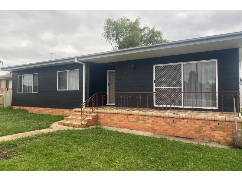 2 Coggan Place, Inverell NSW 2360