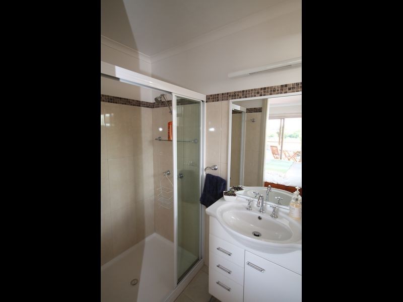 19 Brownleigh Vale Drive, Inverell NSW 2360