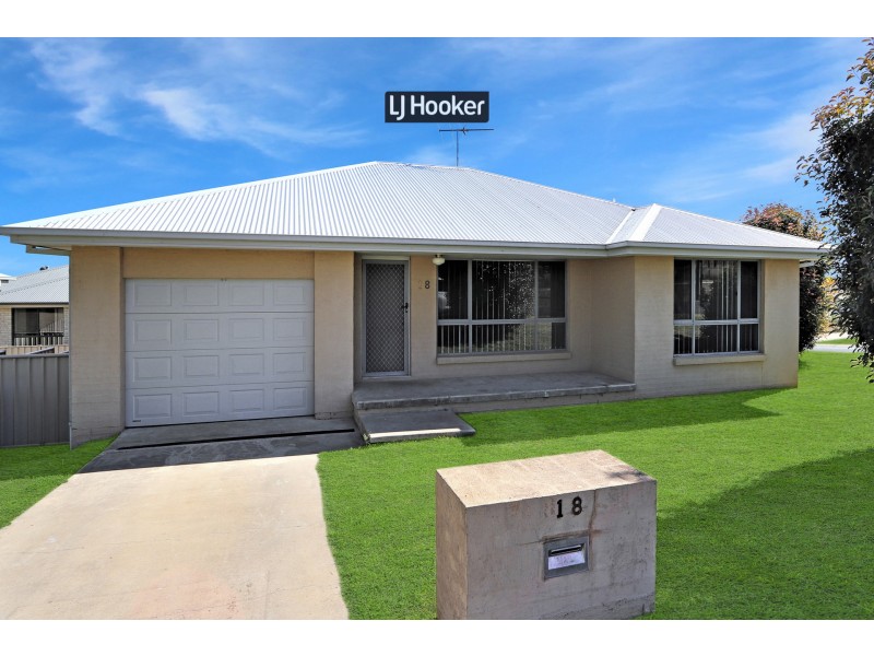 18 Lake Inverell Drive, Inverell NSW 2360