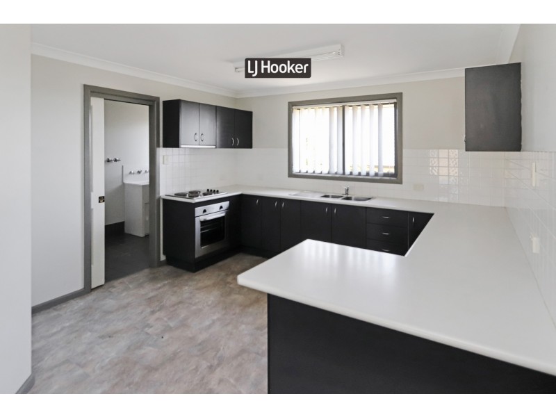 18 Lake Inverell Drive, Inverell NSW 2360