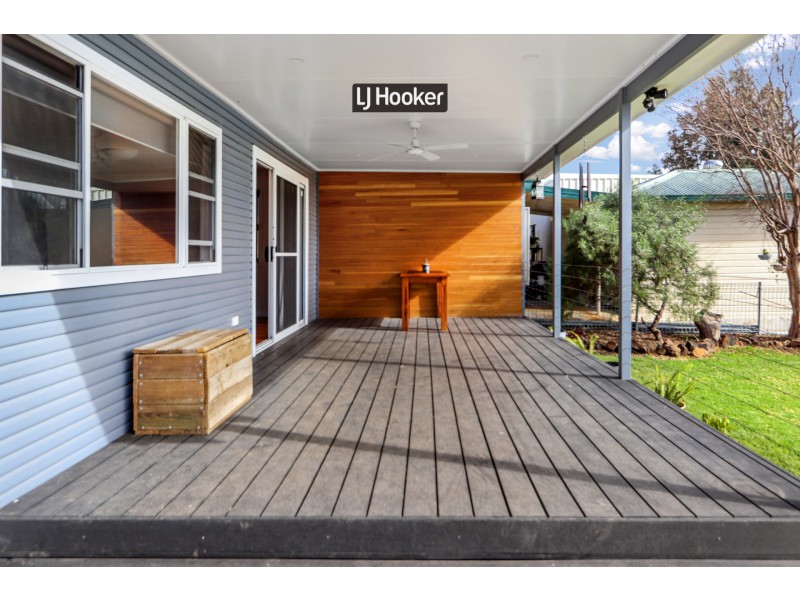 5 Chisholm Street, Inverell NSW 2360